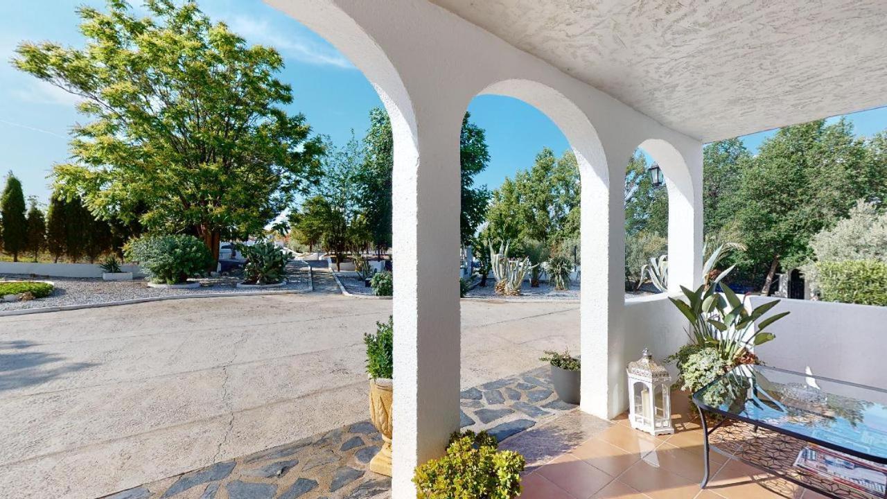 Bed and Breakfast Casa Lucia Канилес Экстерьер фото